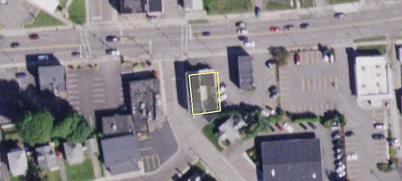 3300 Main St
