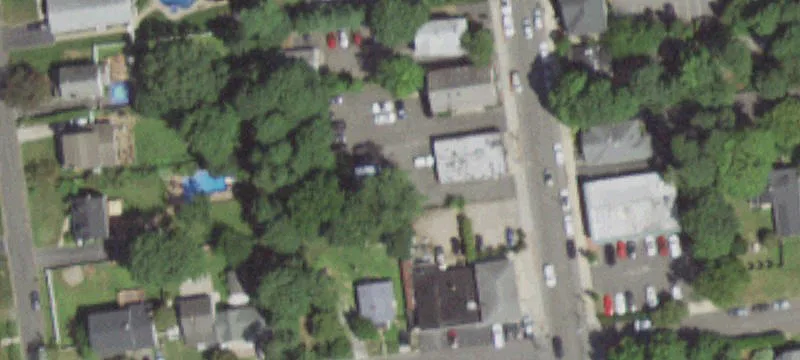 410 Lk Ave