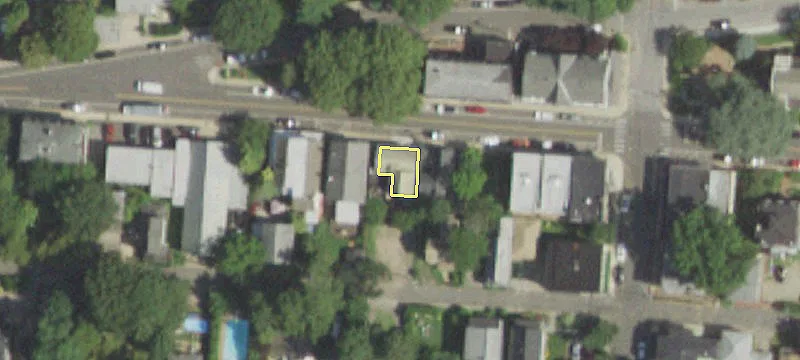 323-325 Sea Clf Ave