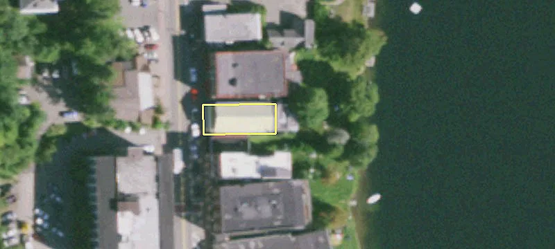 2515 Main St