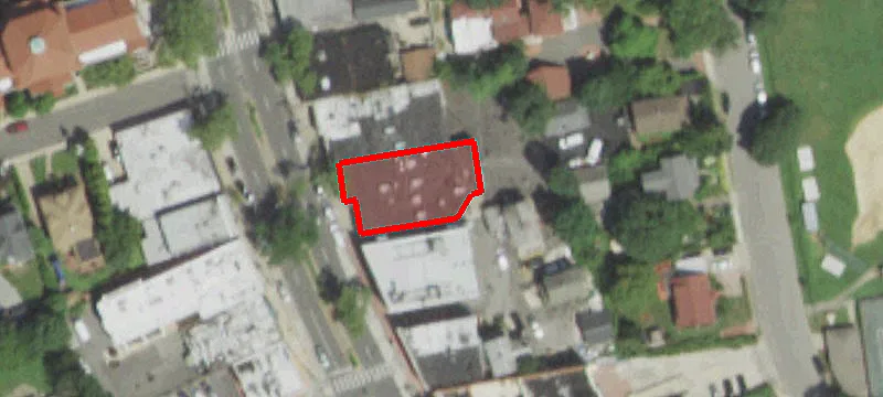 579 Middle Nck Rd
