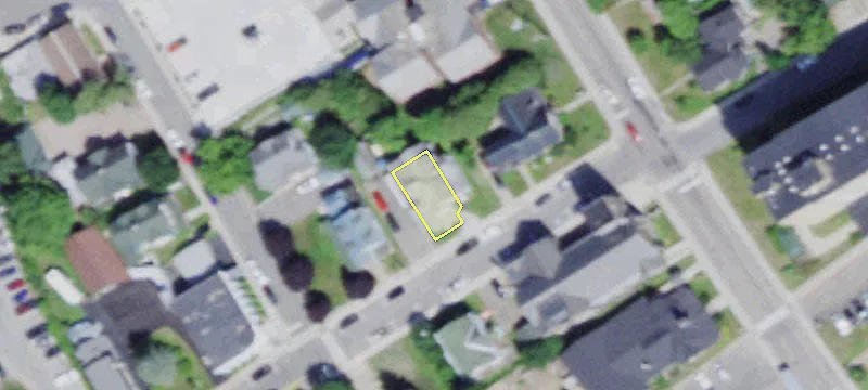 12 Saint Bernard St