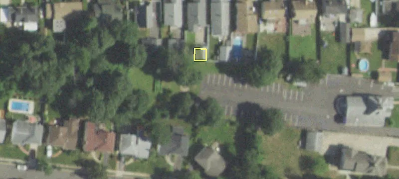 2574 Grand Ave