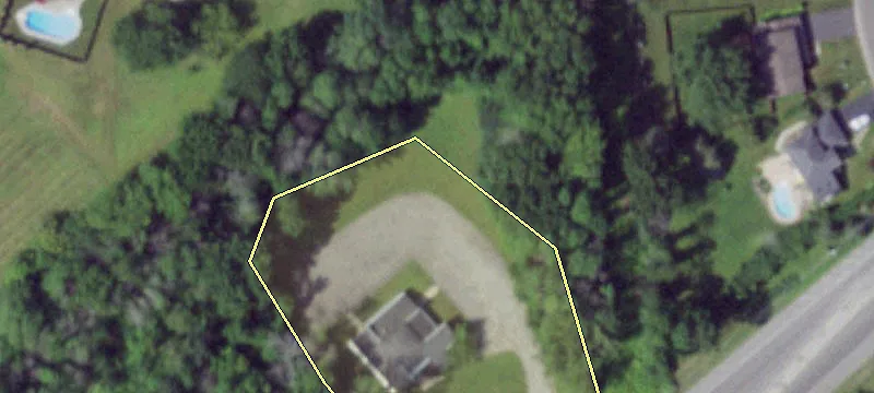 8135 Soule Rd