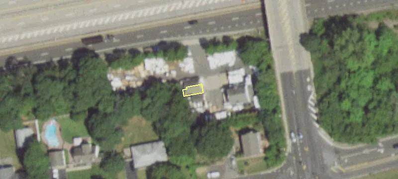 3310 Sunrise Hwy