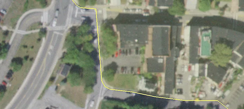 129 Main St