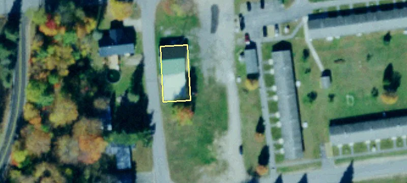 408 Lk Rd
