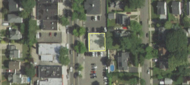 306 Nassau Blvd