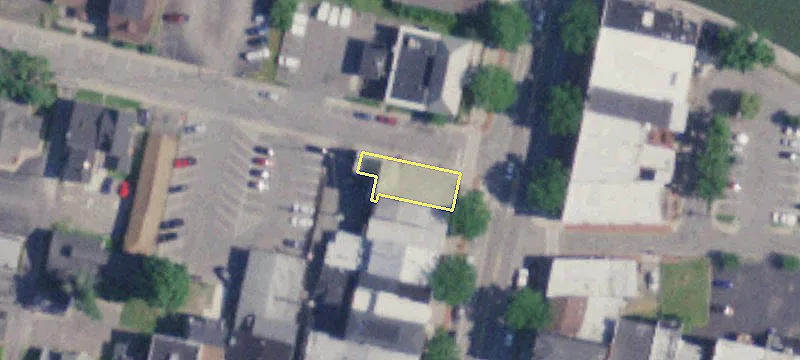 2224 Main St