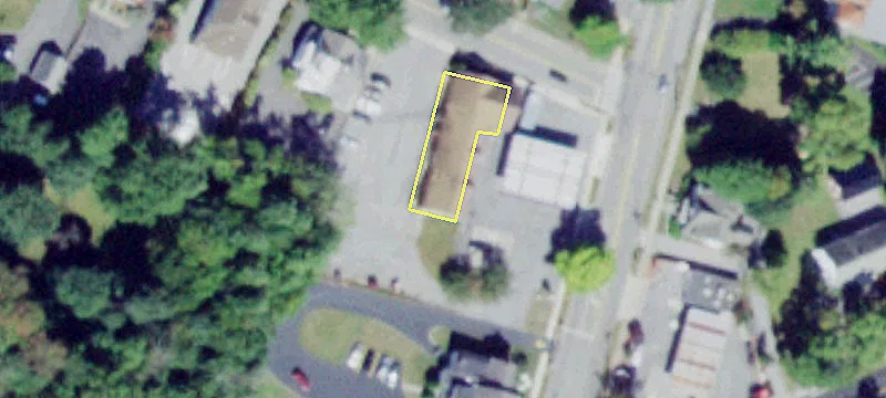 11 Maple Ave