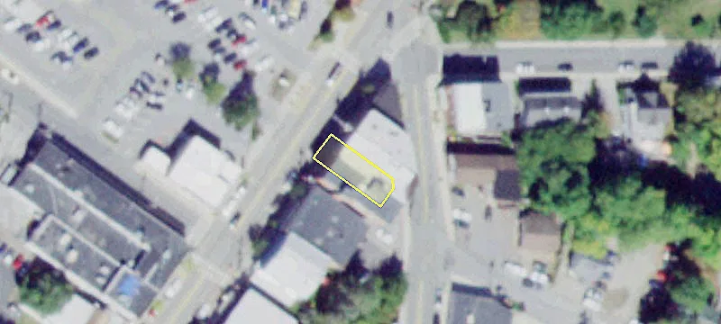 62 Main St