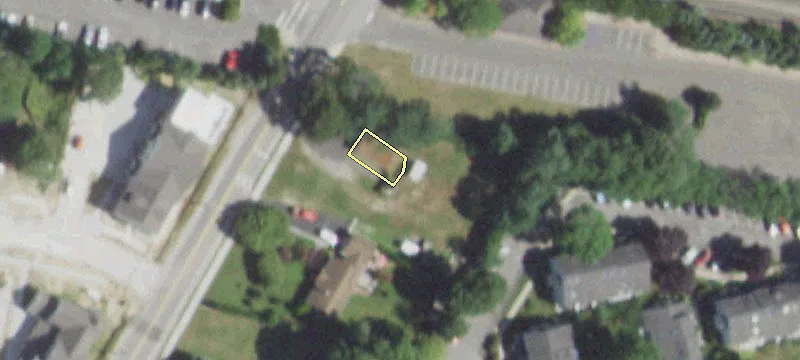 48 Phillips Ave