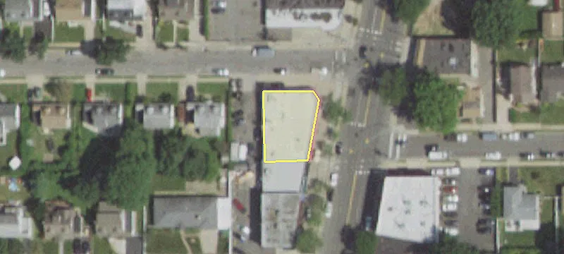 925 Broadway
