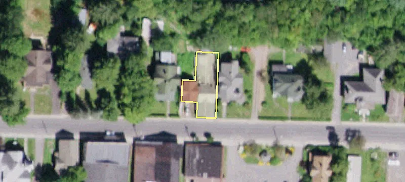 967 Main St