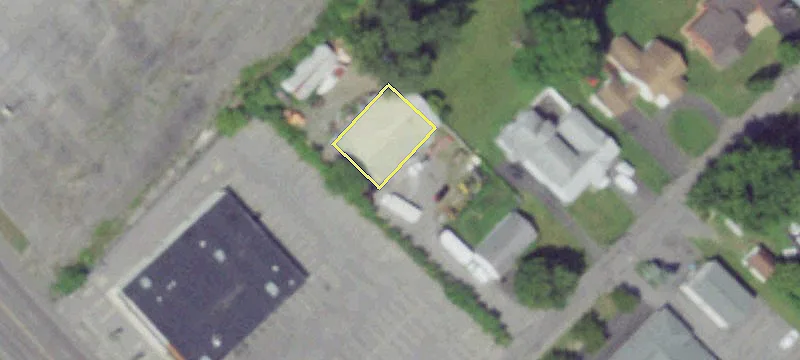 101 Corkins Ln