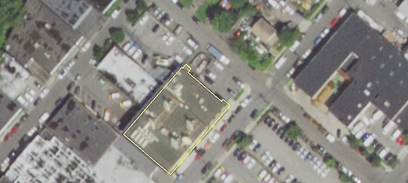 605 Ctr Ave