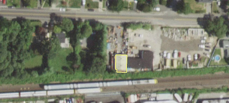 190 Bellerose Ave
