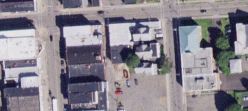 102 12th Garfield Ave