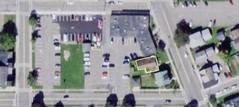 202 Main St