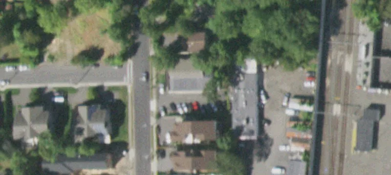 16 Twin Ave