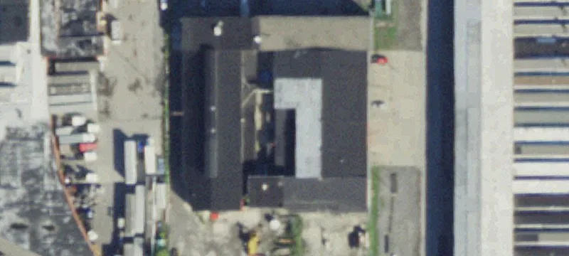 1029 Lyell Ave