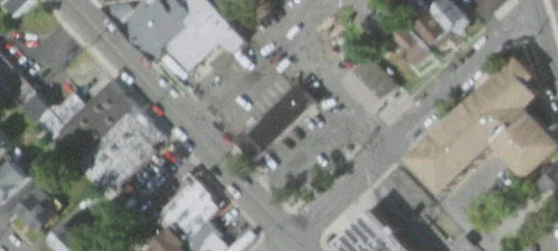 61 Maple Ave