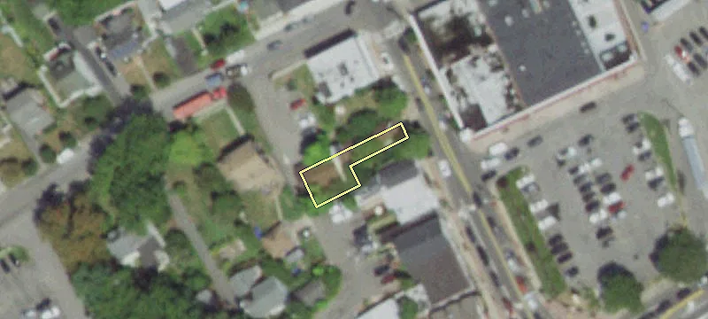 48 Railroad Ave