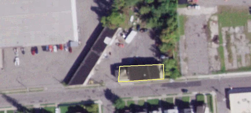 345 Grand Ave