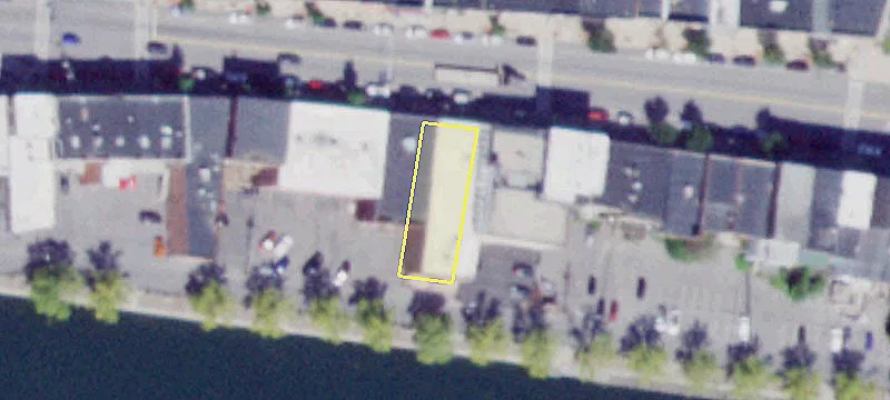 87-89 Fall St