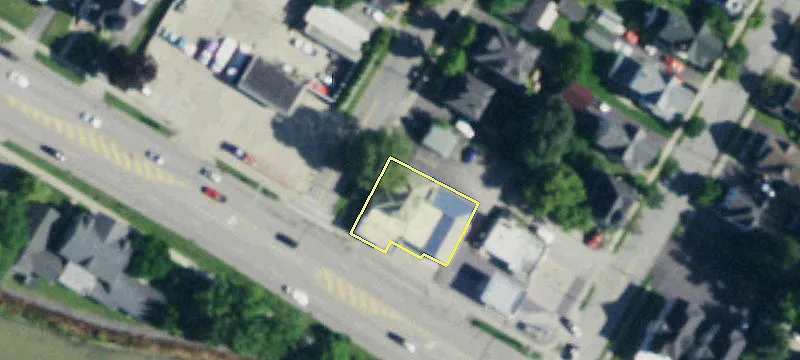 110 Main St