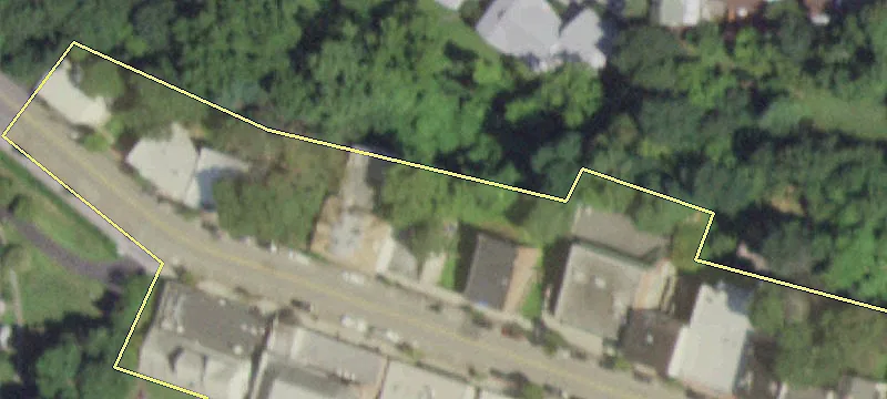 36 Cedar St
