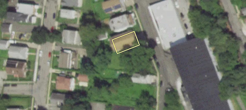 21 Runyon Ave