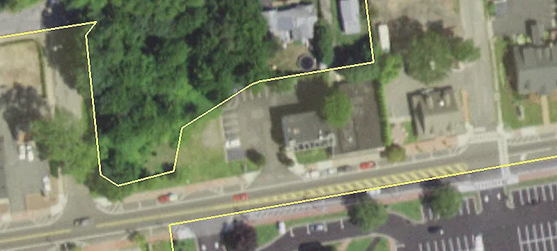 585 Rte 25a
