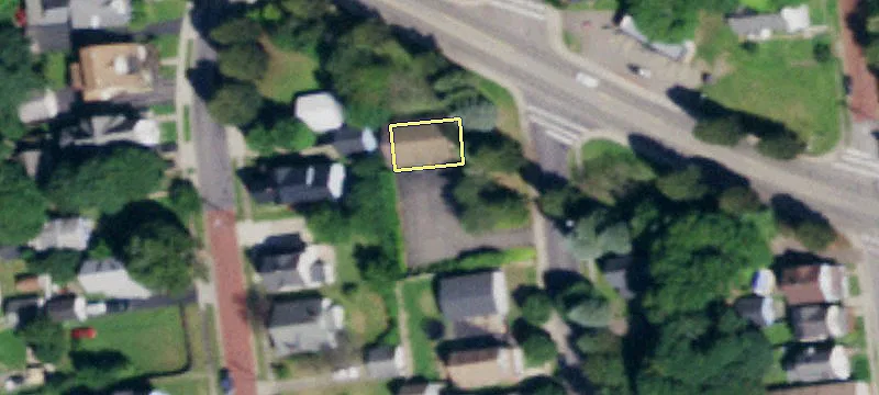 20 Fairview Ave