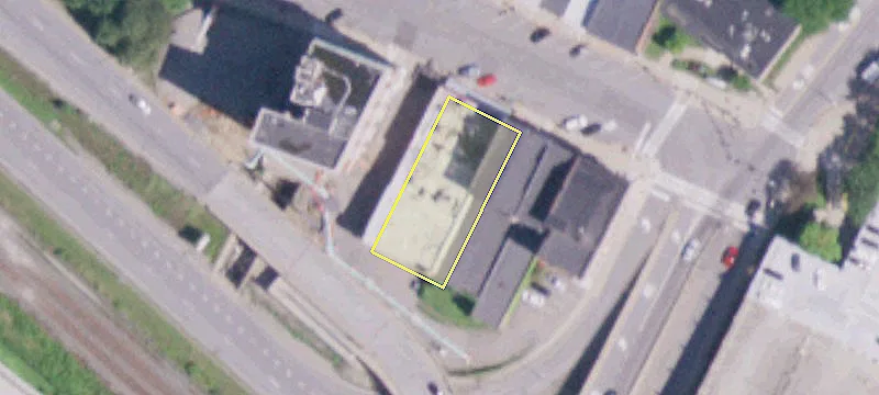 35-37 Main St