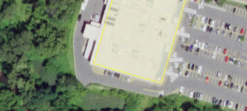 40 Mann Ave