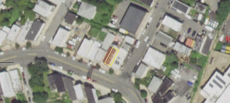 887 Midland Ave
