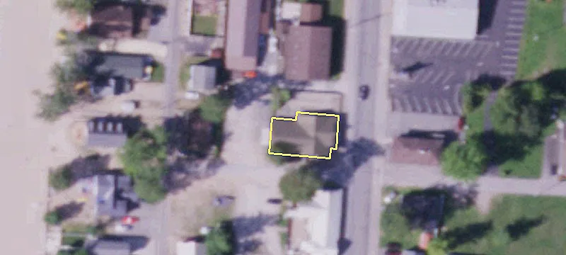 1401 Main St