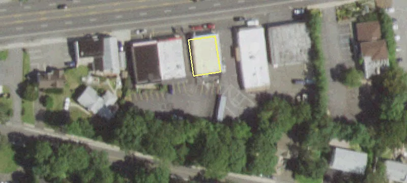 2050-2052 Jericho Tpke