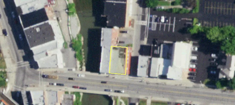21 Main St