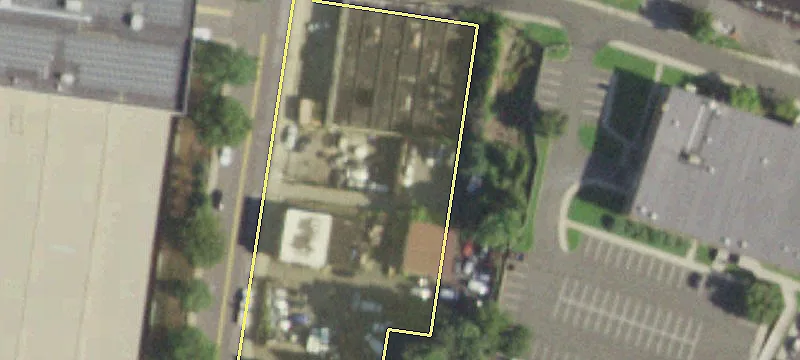 104 Warburton Ave