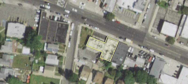 826 Merrick Rd