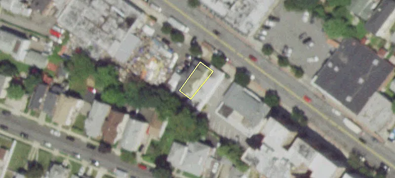 891 Mclean Ave
