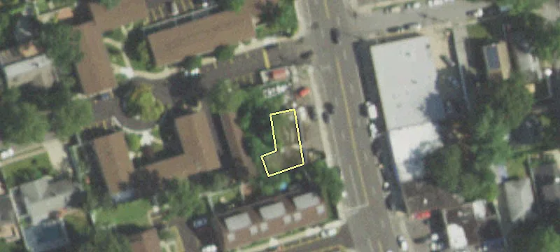 1580 Grand Ave
