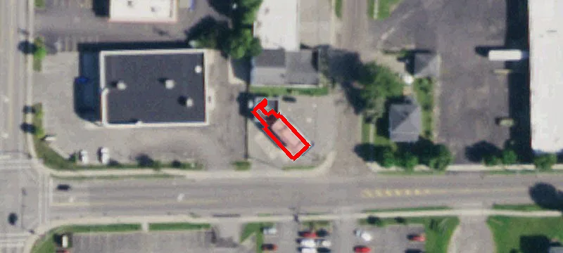 15 Ee Ave