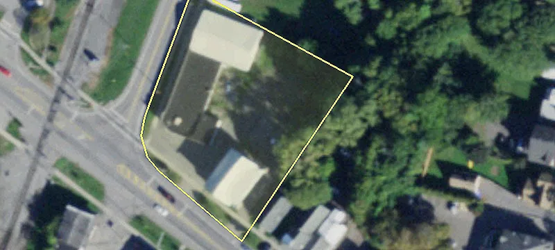 72 Main St