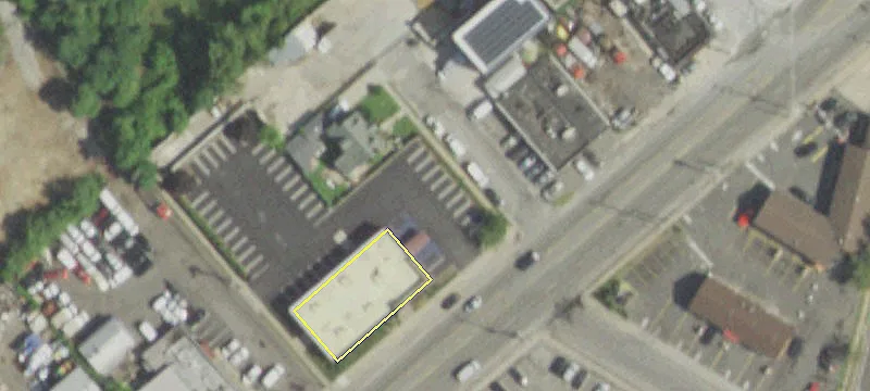 3930 Long Bch Rd