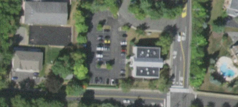 301 Main St