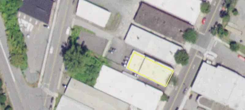 1044 Broadway