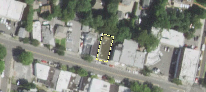 169 Main St